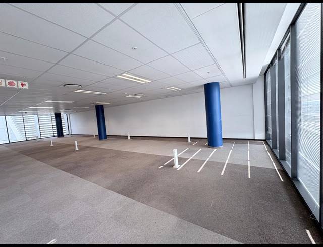 1,500M² OFFICE TO LET IN WATERFALL